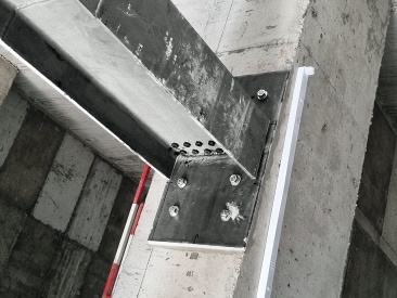 Application de la méthode SOFA aux fixations proches du bord du béton avec PROFIS Engineering