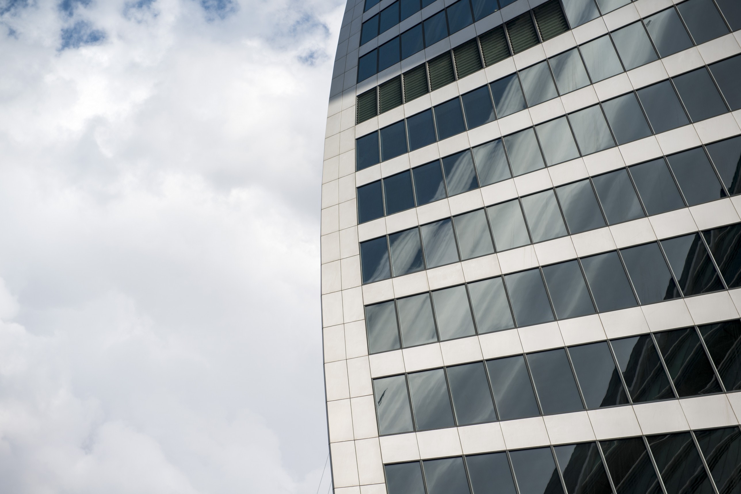 An Overview of Façade Design for Architects (FAC101)