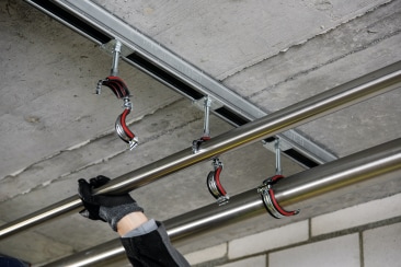 Optimisez vos fixations: tout savoir sur les colliers de serrage